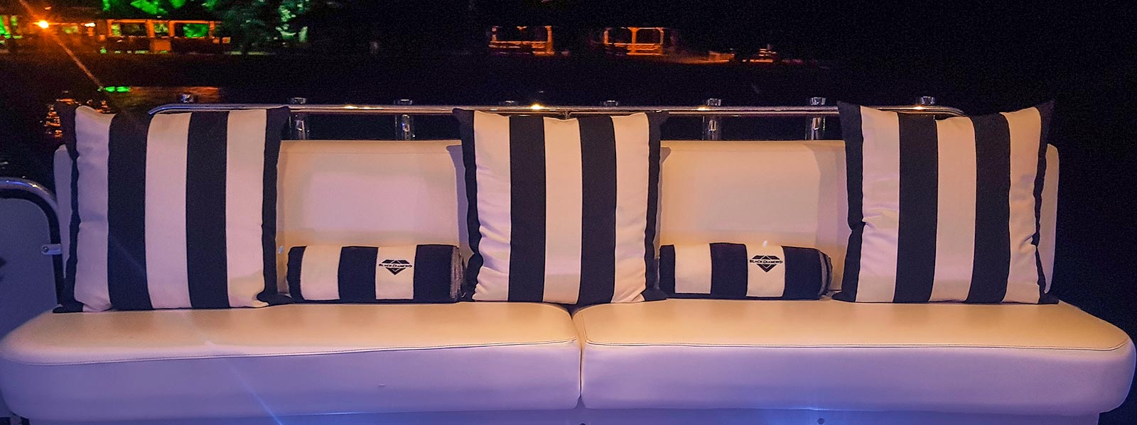 Bench seating at yacht stern